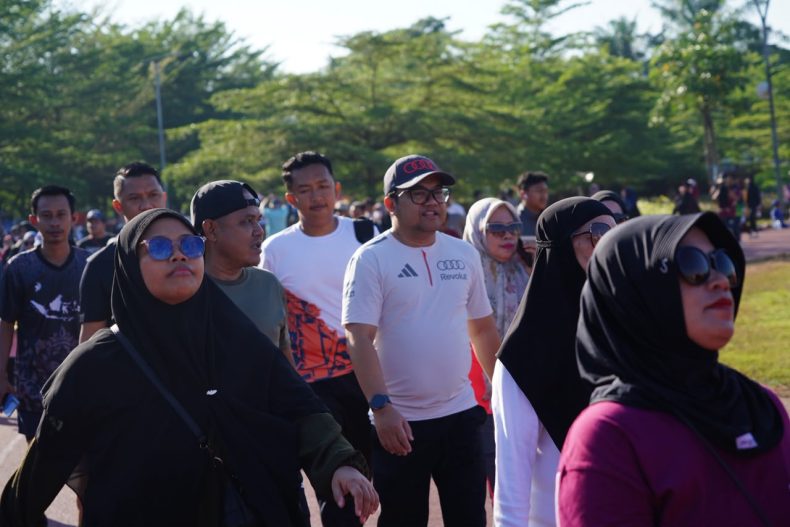 Darmawangsyah Muin Joging Bareng Warga, Ajak Gaya Hidup Sehat di Gowa